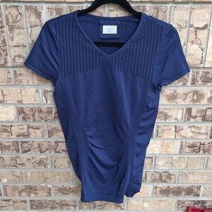 NWT Athleta Trophy Tee.  Size Medium.  Navy.  Cutout design.
